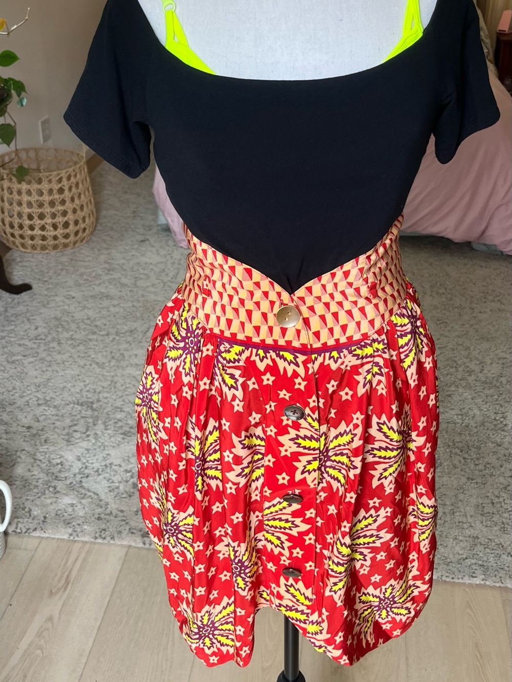 SUNO Sustainable Luxury Women's Skirt Size 4 / Small Red Button Pockets Unique - Picture 5 of 16